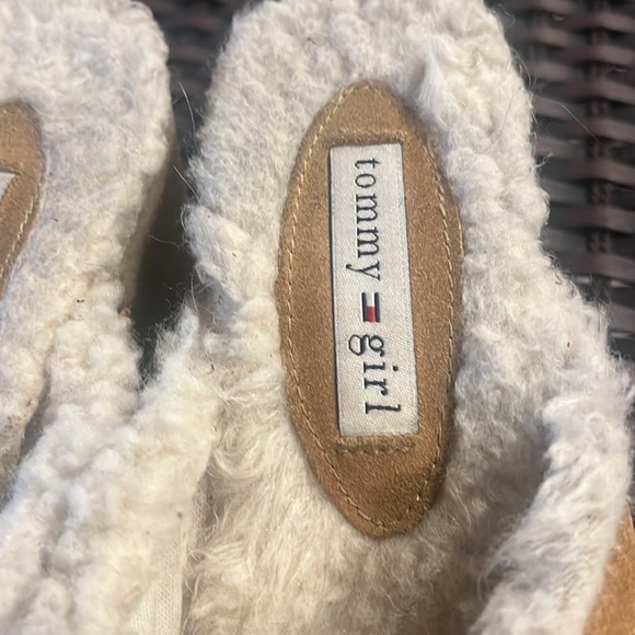 Vintage Tommy Girl Suede Clog Wedge Mules Faux Shearling Embroidered Floral 8 - Picture 3 of 9